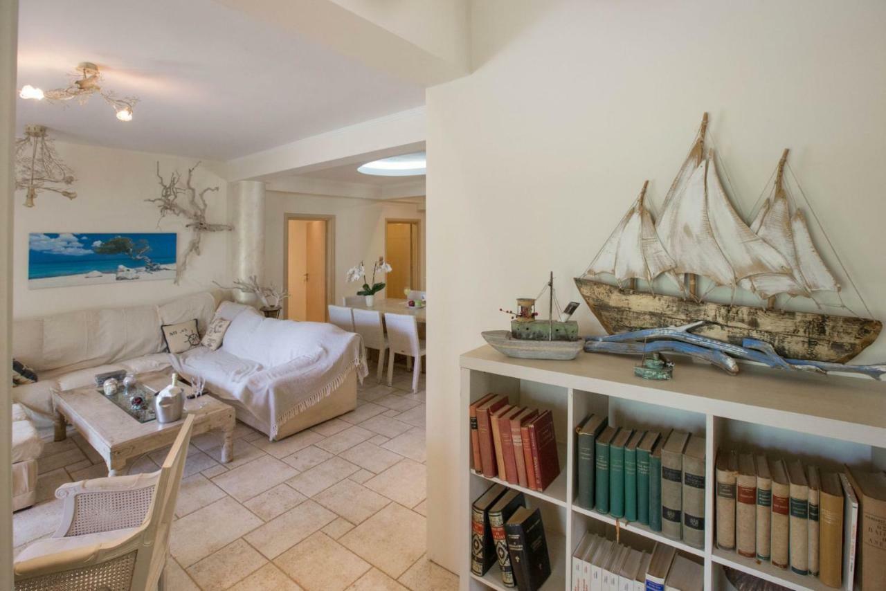 Family Getaway In Marathon By Ghh Villa Exteriör bild
