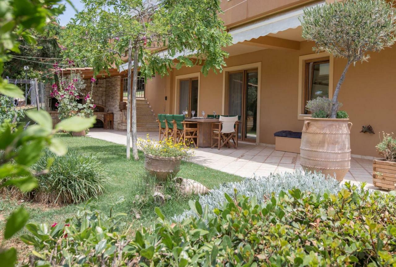 Family Getaway In Marathon By Ghh Villa Exteriör bild