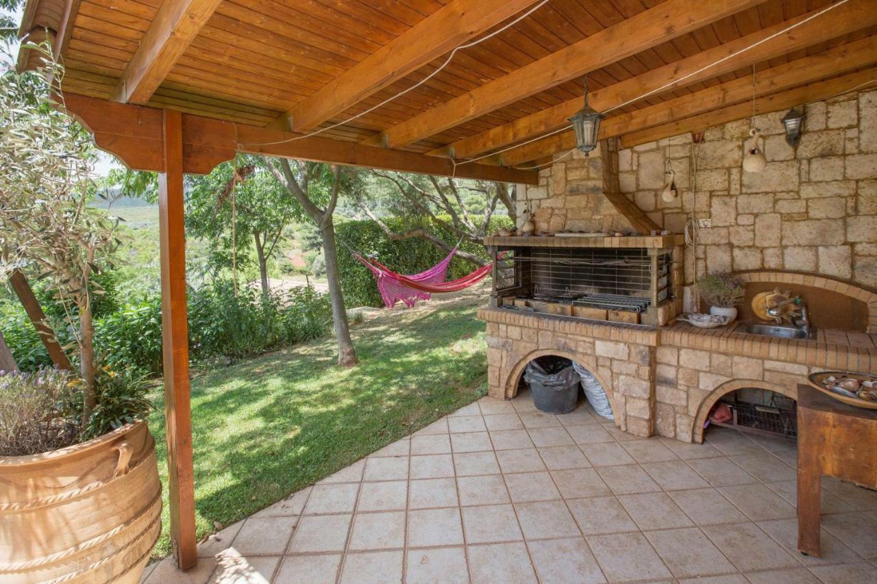 Family Getaway In Marathon By Ghh Villa Exteriör bild